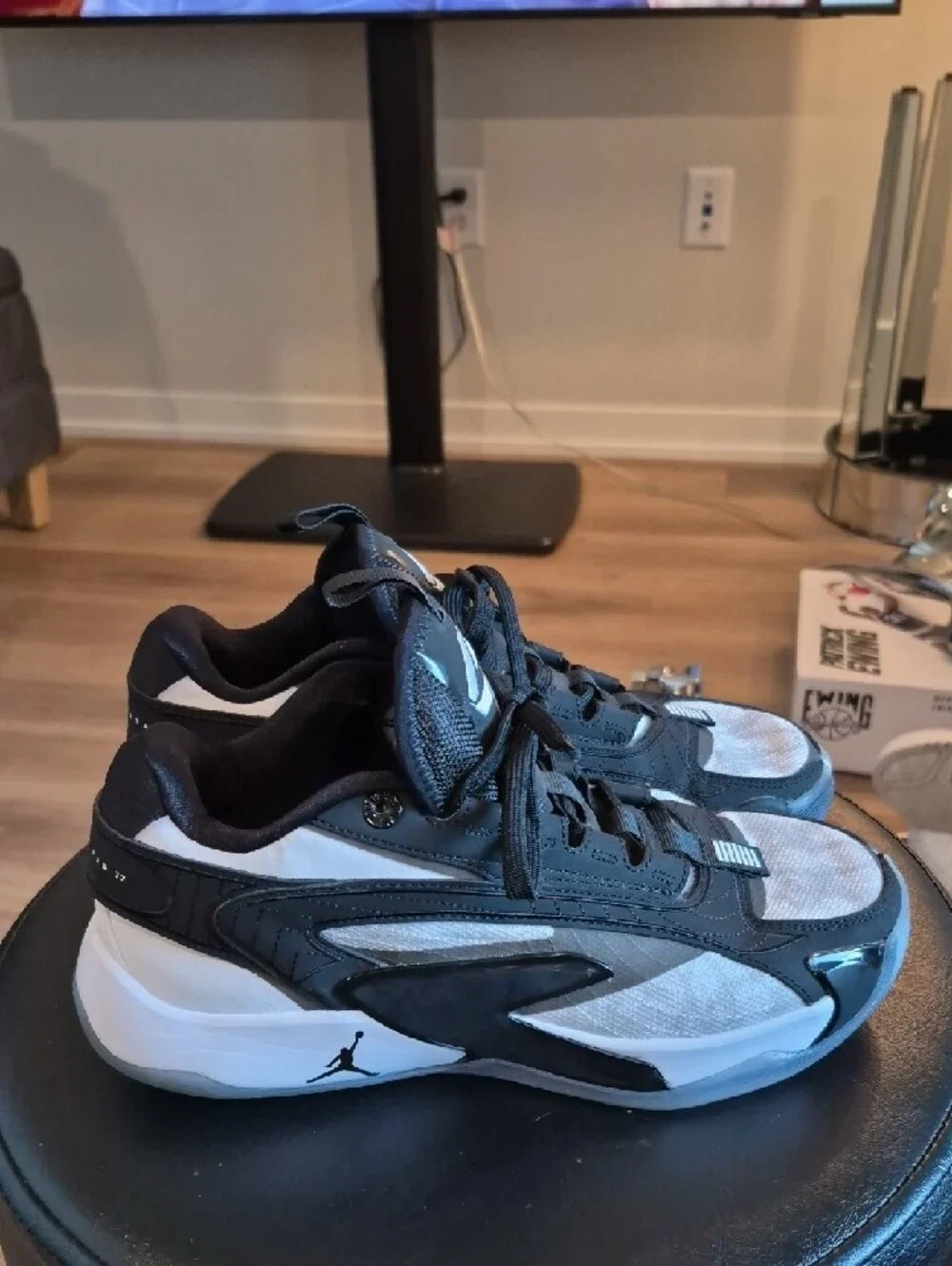 Jordan Luka 2 Men's Size 8.5 Sneakers